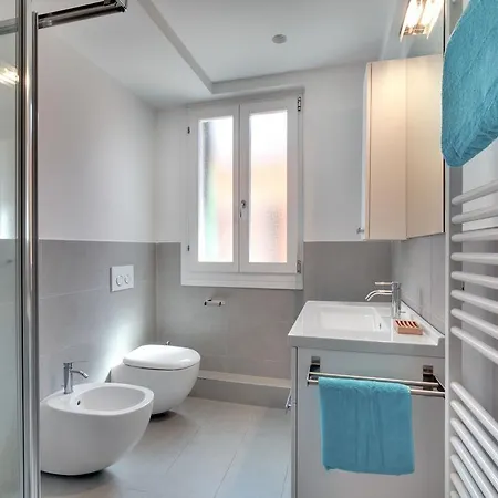 Ca' Lucia Bright Apartment *